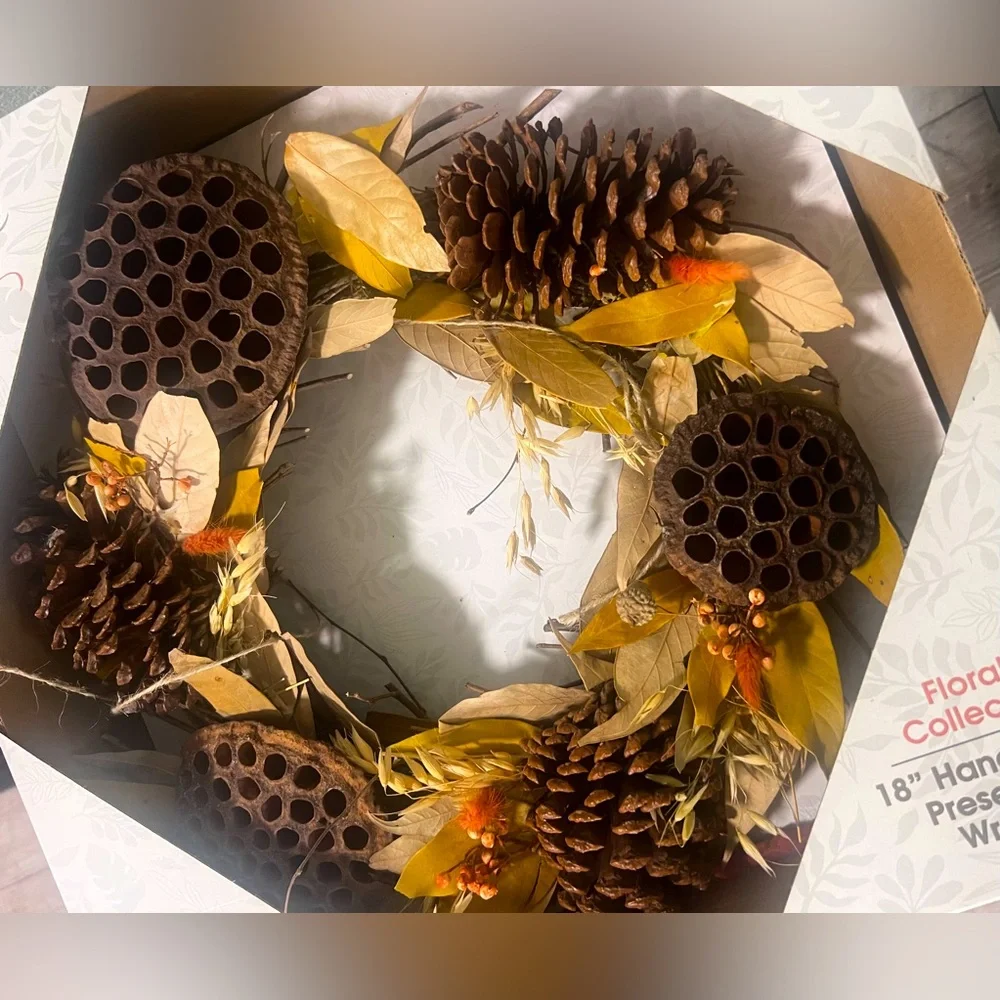 🍁 Floral Living 18” Handmade Preserved Autumn Wreath - Fall Outdoor Decoration